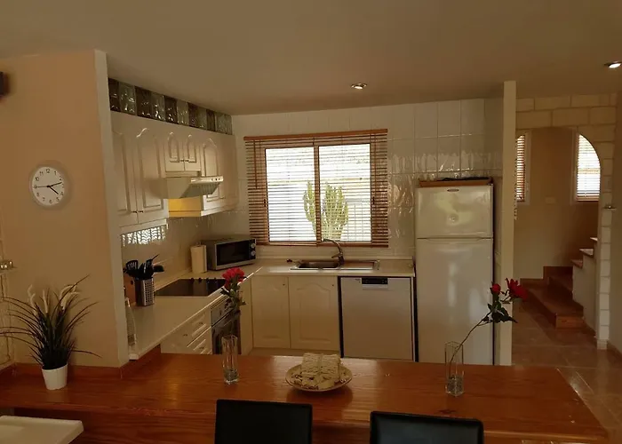 Ferienhaus Roque Del Conde With Fantastic Sea View, Terrace, Pool, Wifi, Sat-tv, Garage