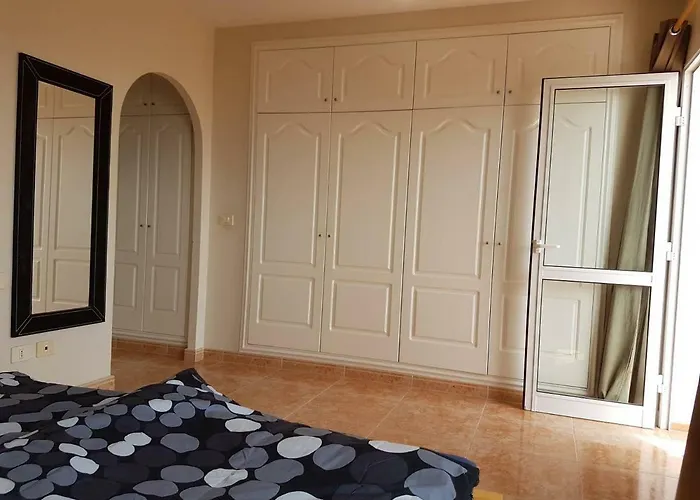 Roque Del Conde With Fantastic Sea View, Terrace, Pool, Wifi, Sat-tv, Garage Ferienhaus Costa Adeje (Tenerife)